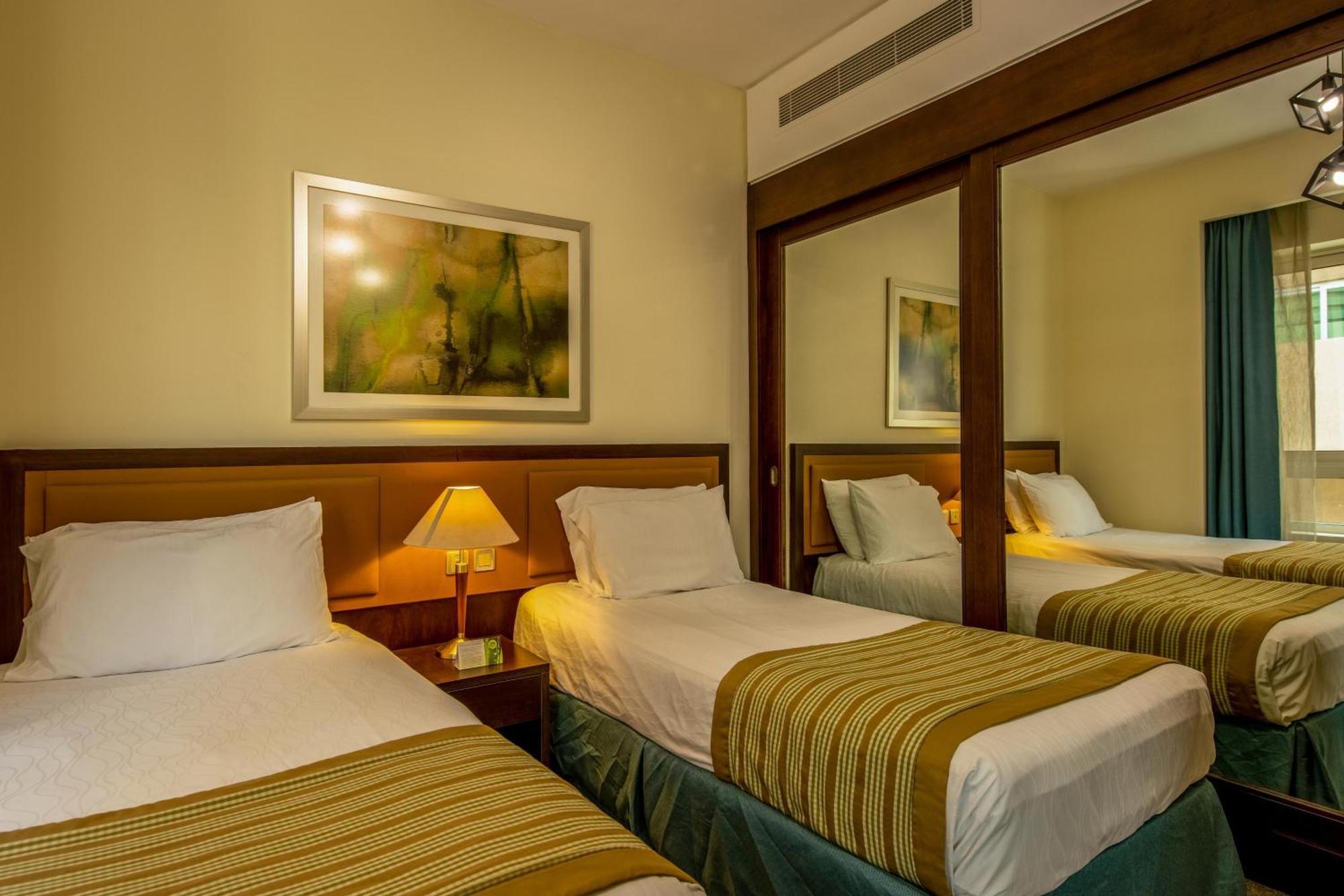 Time Ruby Hotel Apartment Sharjah Exterior photo